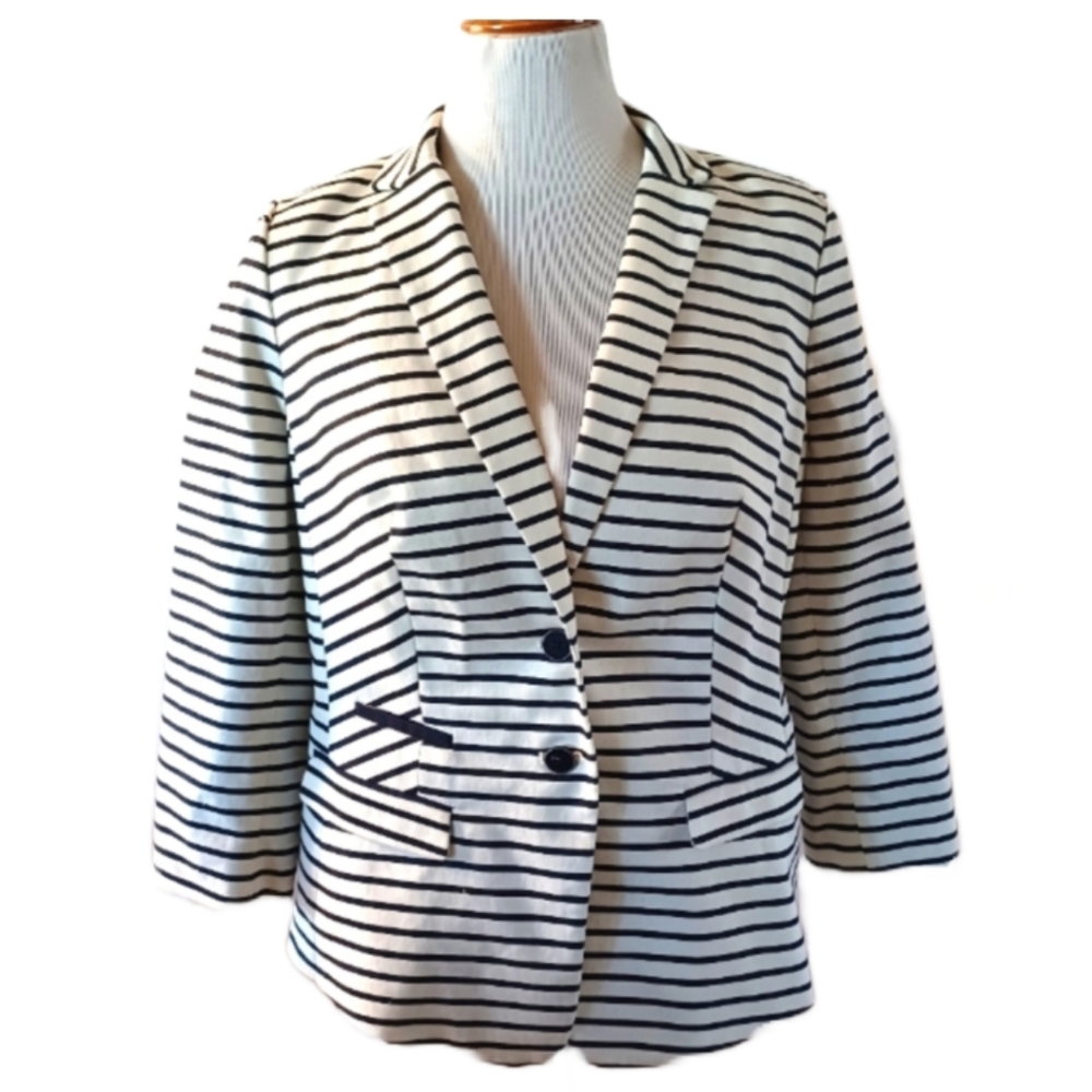 WOMEN'S THE LIMITED STRIPED BLAZER SIZE L